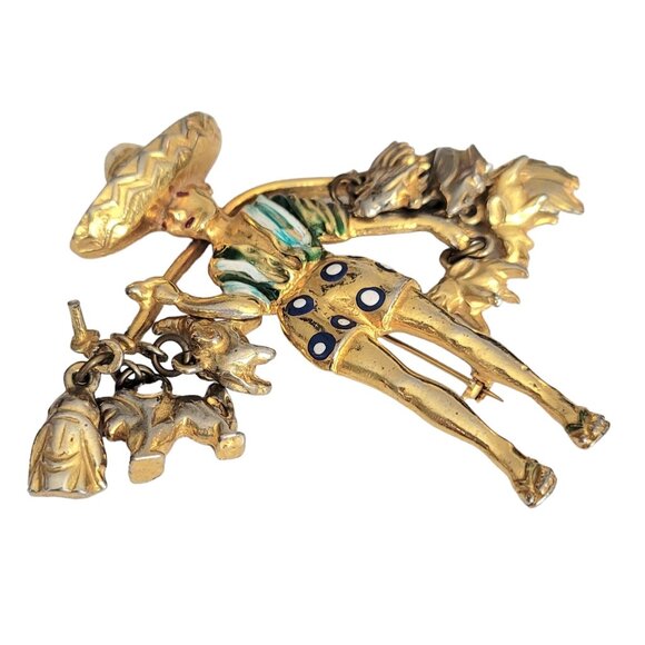 Rice Weiner 1940’s Asian Farmer Carrier Man Animal Charm Brooch K593 - Picture 3 of 10